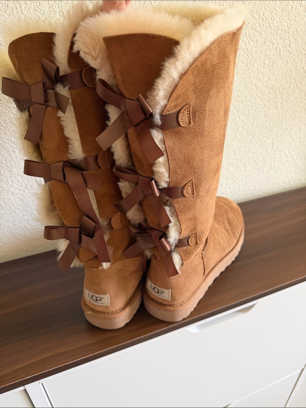UGG Tall Bailey Bow Boots in Chestnut Suede size 11 in like new condition